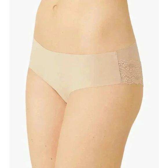 b.tempt'd Women's B. Bare Cheeky Panty - Picture 1 of 3
